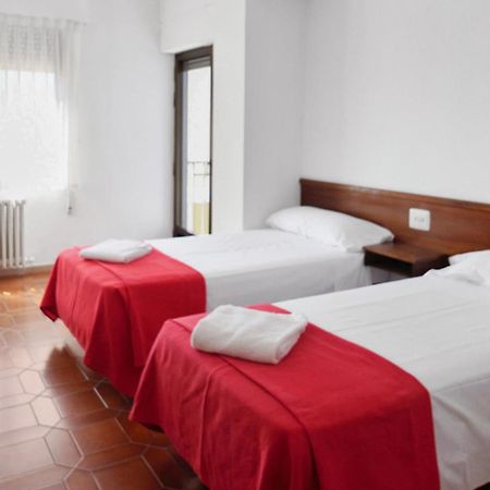 Hostal La Torre เบนิสกัสซิม ภายนอก รูปภาพ