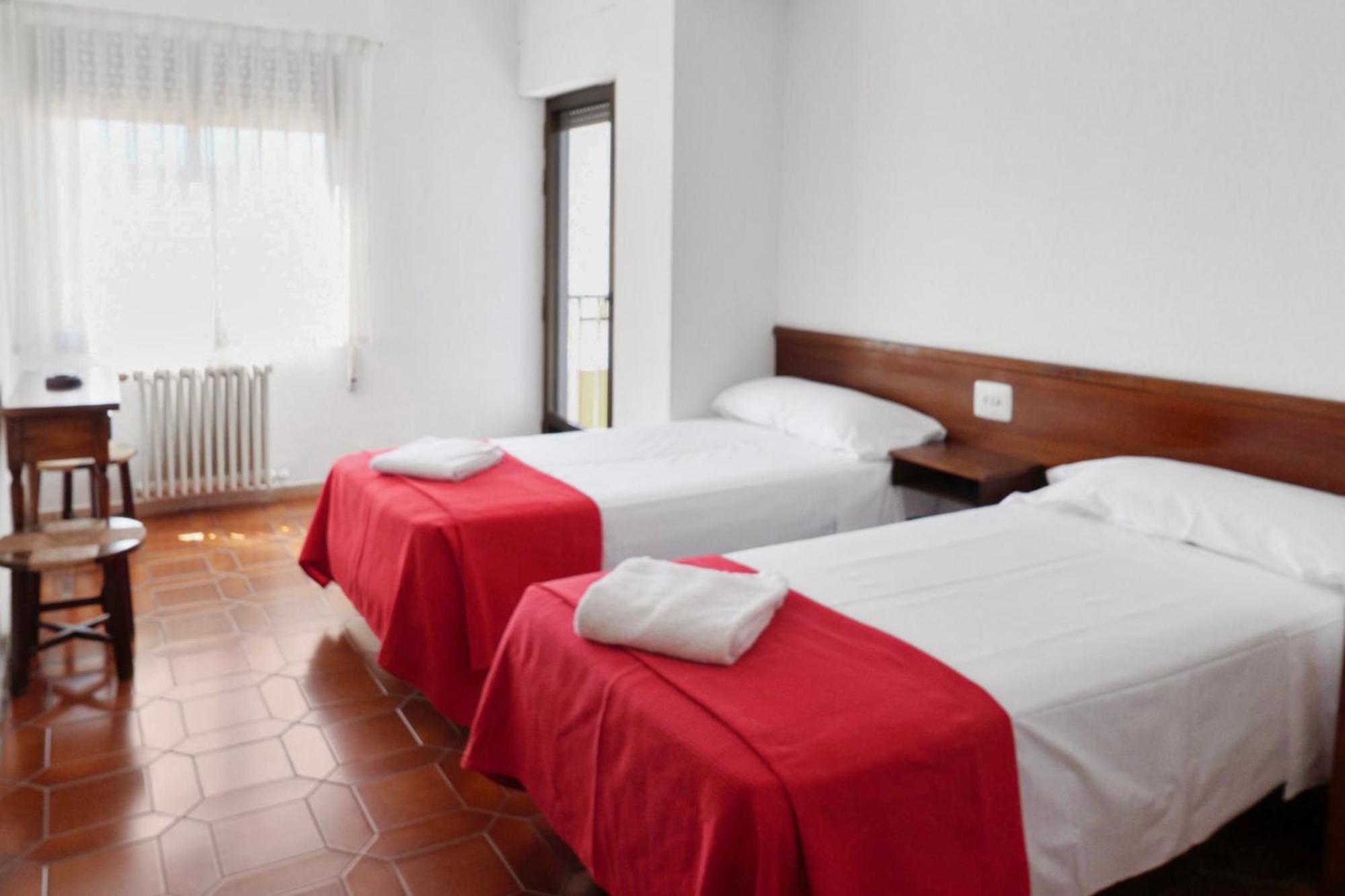 Hostal La Torre เบนิสกัสซิม ภายนอก รูปภาพ